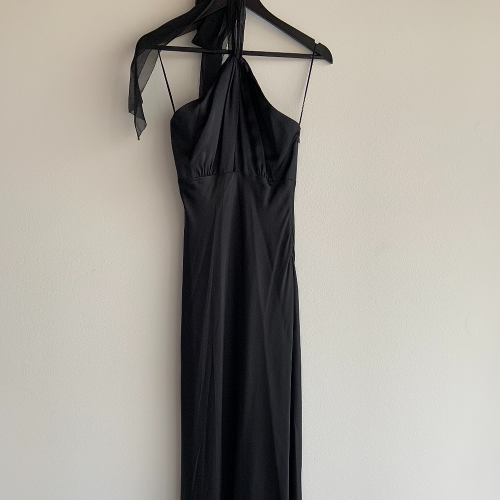 Elie Tahari Silk Satin Halter Formal Gown EUC 6